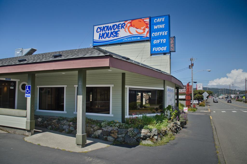 Pacific Reef Hotel & Light Show Gold Beach Exterior foto